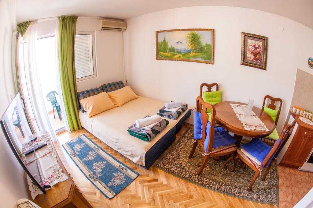 City Apartments Gosposhtina Μπούντβα Εξωτερικό φωτογραφία