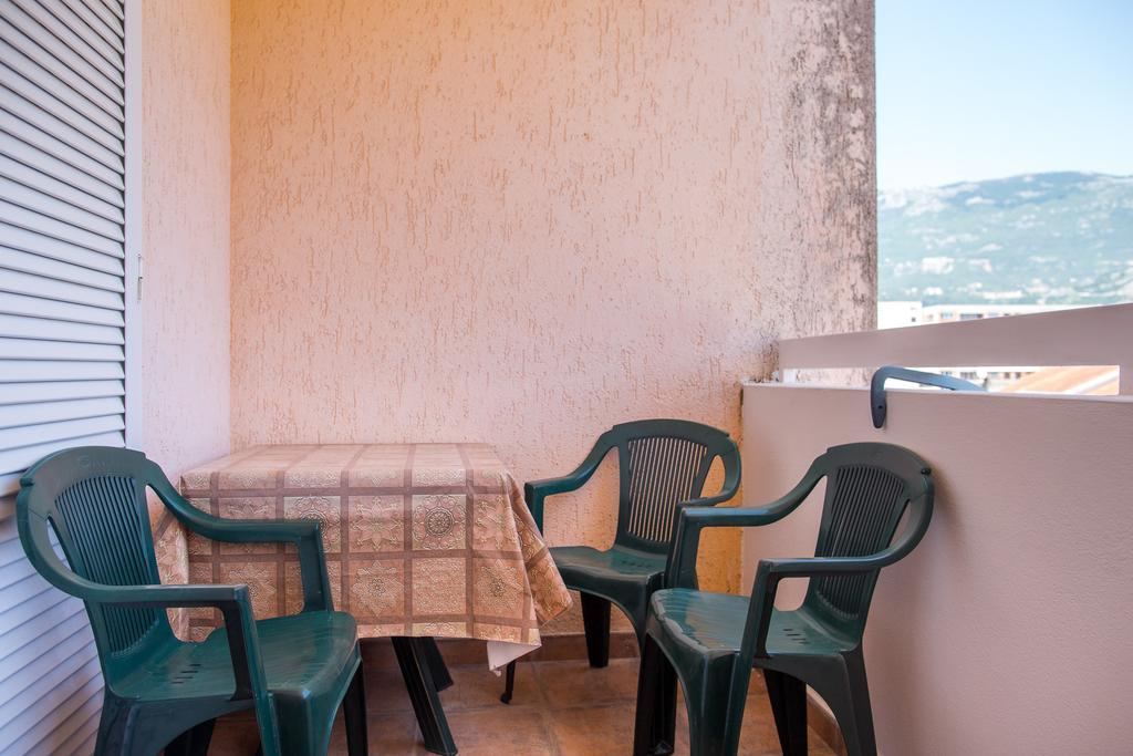 City Apartments Gosposhtina Μπούντβα Εξωτερικό φωτογραφία
