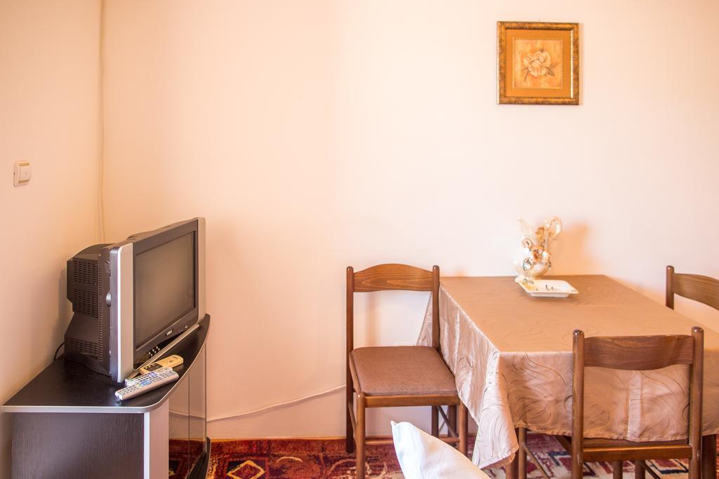 City Apartments Gosposhtina Μπούντβα Εξωτερικό φωτογραφία