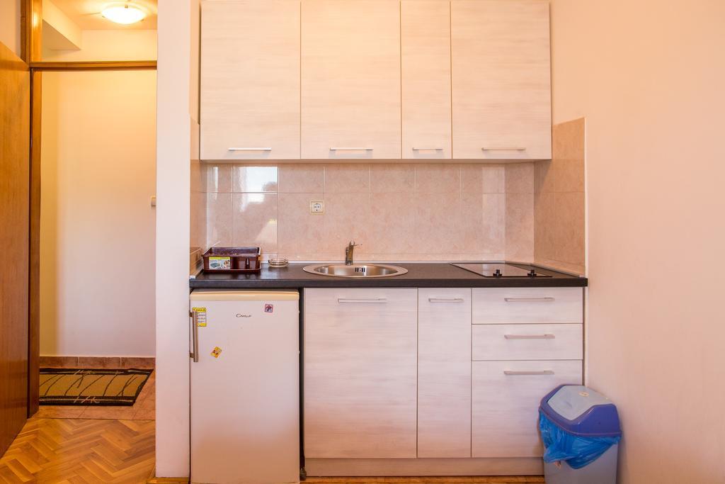 City Apartments Gosposhtina Μπούντβα Εξωτερικό φωτογραφία
