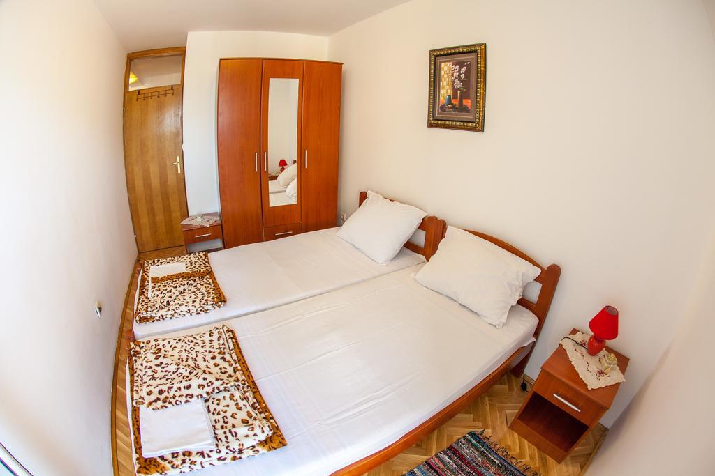 City Apartments Gosposhtina Μπούντβα Εξωτερικό φωτογραφία