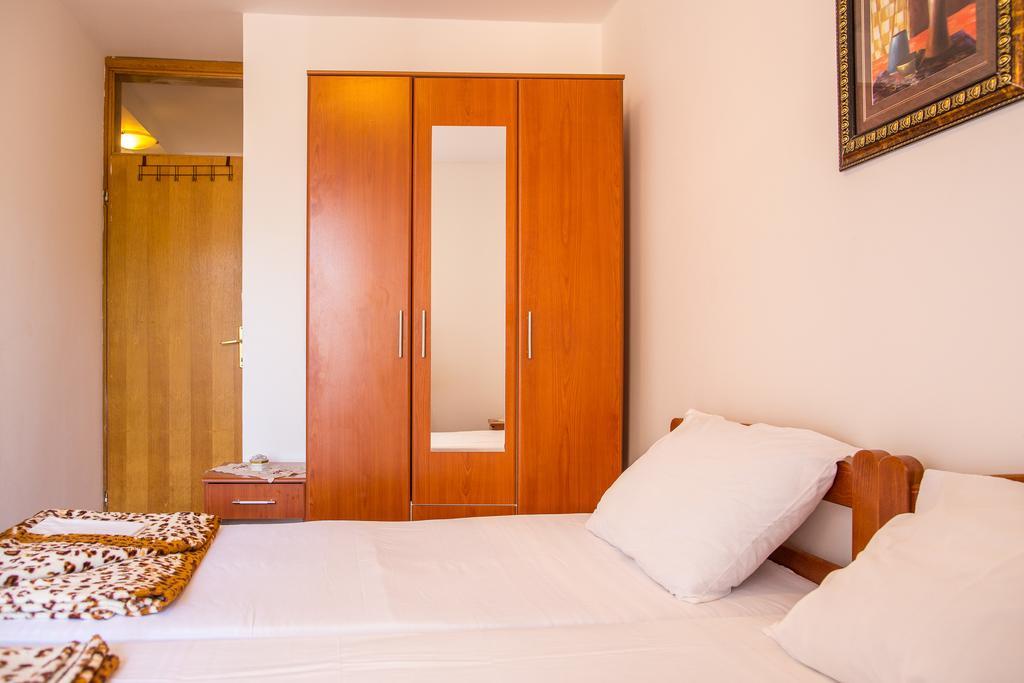 City Apartments Gosposhtina Μπούντβα Εξωτερικό φωτογραφία