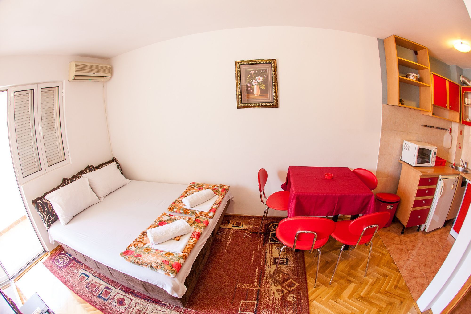 City Apartments Gosposhtina Μπούντβα Εξωτερικό φωτογραφία