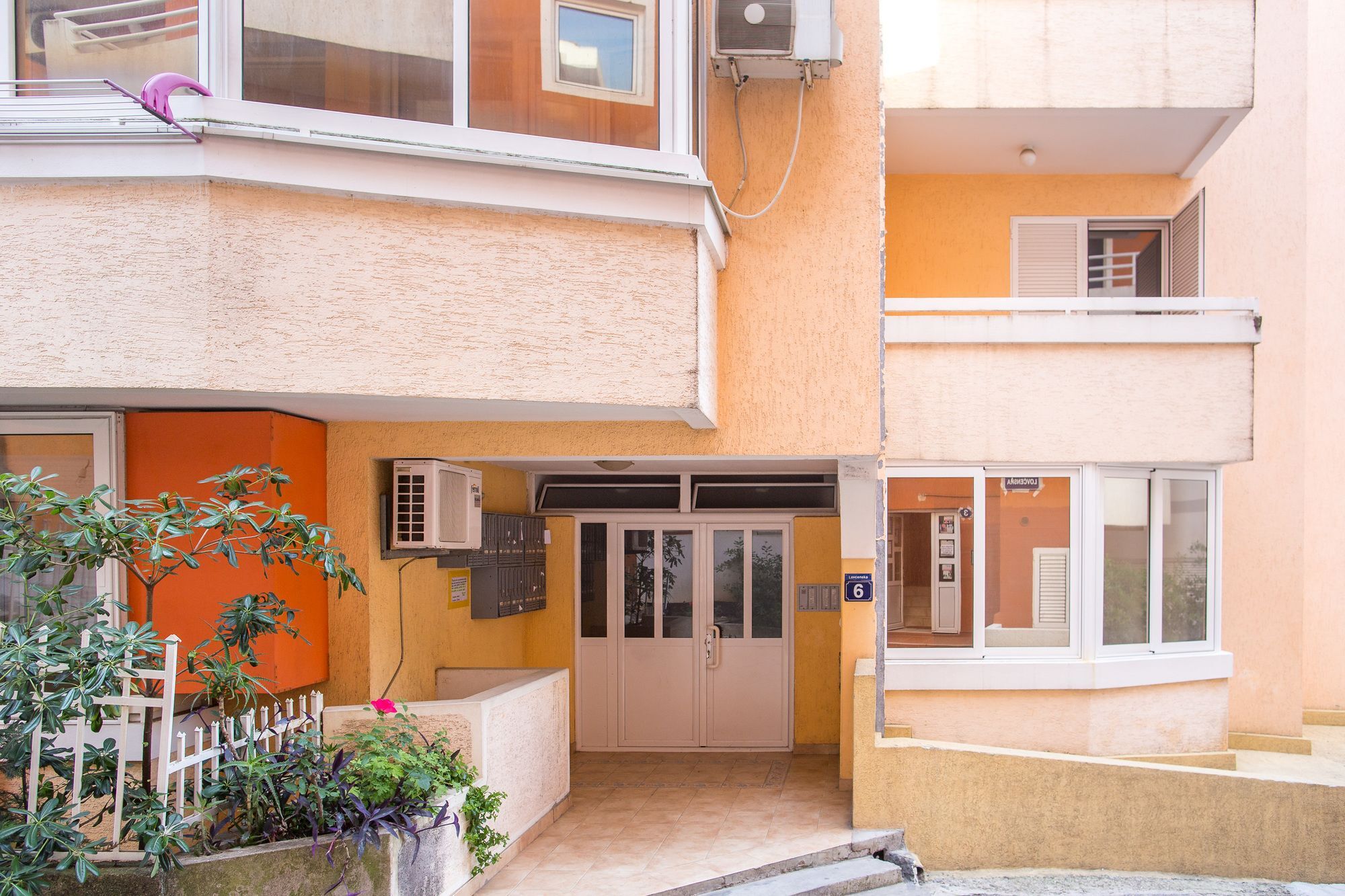 City Apartments Gosposhtina Μπούντβα Εξωτερικό φωτογραφία